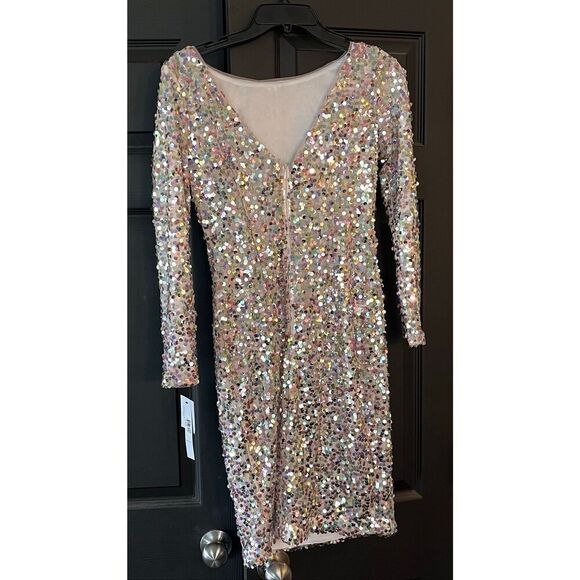 Maggy London Women's Long Sleeve Back V-Neck Sequin Dress - 4 - Picture 4 of 8